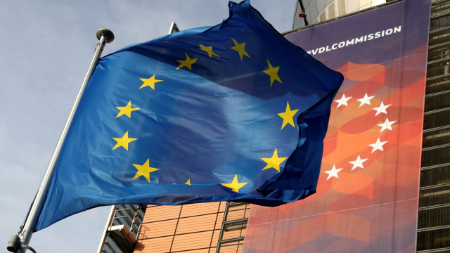 Bendera Uni Eropa. Foto: REUTERS/Yves Herman