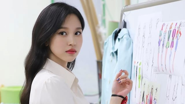 Mina Twice. Foto: Facebook/JYPETWICE