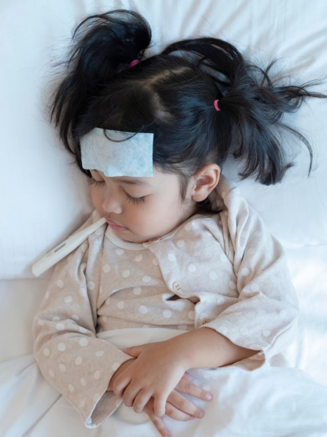 ilustrasi anak demam Foto: Shutterstock