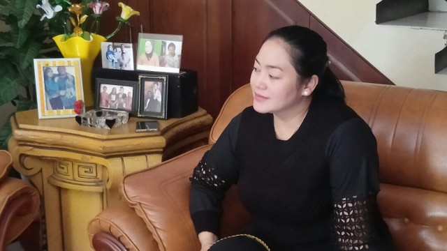 Yan Velia, istri dari almarhum Didi Kempot. (Fernando Fitusia)
