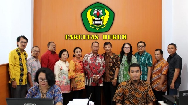 Para Dosen Fakultas Hukum Unsimar Poso. Foto: Istimewa