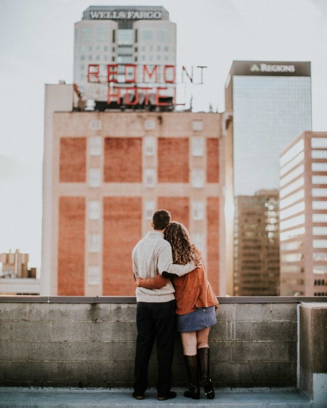 Ilustrasi menenangkan pasangan zodiak yang marah. (Foto: Unsplash)