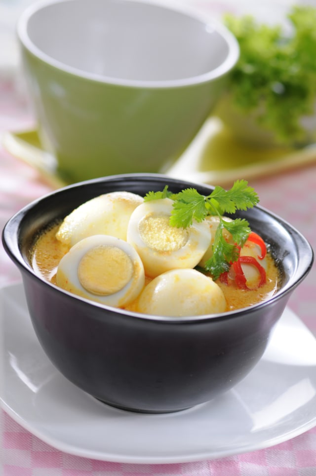 Ilustrasi gulai telur. Foto: Shutterstock