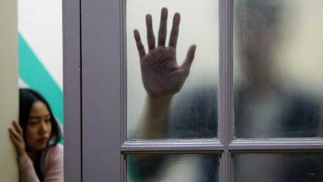 Ilustrasi kekerasan dalam rumah tangga (KDRT). Foto: Nugroho Sejati/kumparan