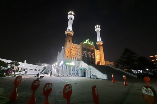 Masjid Itawon, Seoul, Korea Selatan. Foto: Khiththati/acehkini