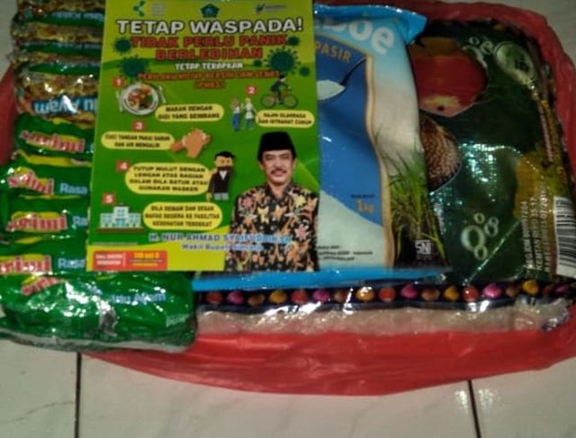 Bawaslu Sidoarjo Investigasi Terkait Adanya Paket Sembako yang Ada Stiker Wabup