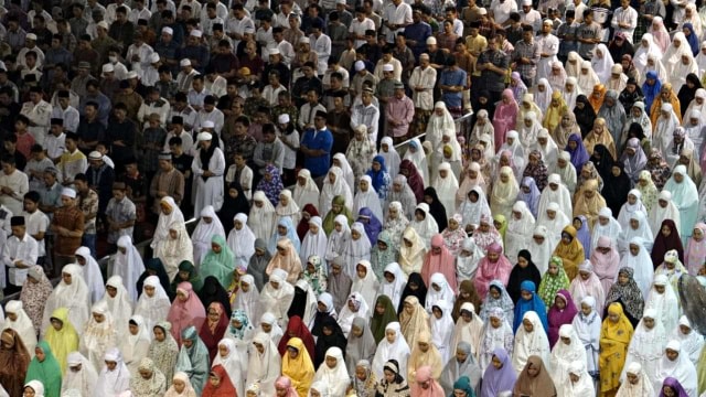 Salat Idul Fitri berjemaah