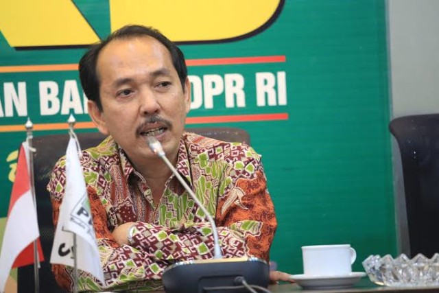 ﻿Jakarta - Pasca pendemi Covid-19 pemerintah pusat telah menyiapkan skema new normal bagi kehidupan masyarakat. Namun, sinergitas antara Pusat dan pemerintah daerah belum terjalin sehingga dikhawatirkan akan ada gagap dalam pelaksanaannya. Sehingga perlu adanya Green Map agar sinergis antara Pusat dan Daerah terjalin.