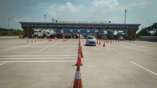 Arus balik di gerbang tol Cikampek. Foto: Dok. Jasa Marga