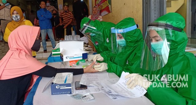 Persiapan pelaksanaan rapid test massal di Pasar Cibadak, Kabupaten Sukabumi, Senin (1/6/2020). | Sumber Foto:Istimewa