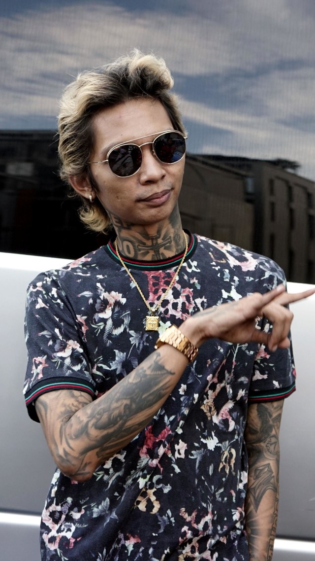 Rapper Young Lex saat ditemui di kawasan Kapten Tendean, Jakarta Selatan, Rabu (3/6/2020). Foto: Ronny