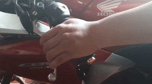 Ilustrasi kopling sepeda motor. Foto: Bangkit Jaya Putra/kumparan