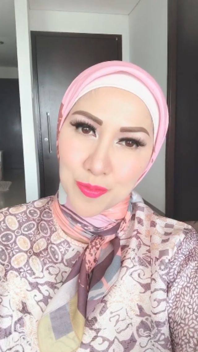 Venna Melinda Berhijab Foto: dok. Instagram @vennamelindareal