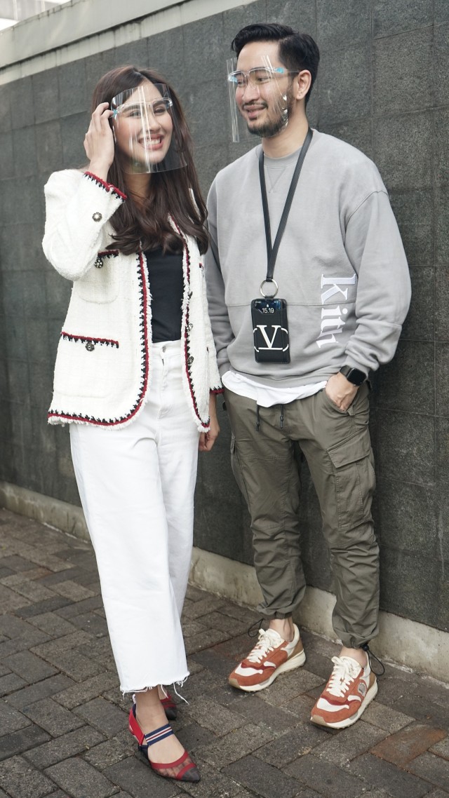 Artis Syahnaz Sadiqah dan Jeje Govinda. Foto: Ronny/kumparan