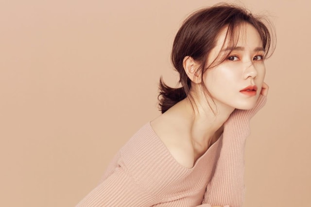 Aktris Korea Selatan, Son Ye Jin. Foto: Facebook/@msteamenter