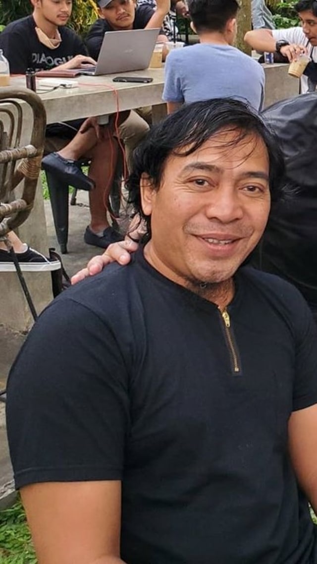 Komedian Komeng. Foto: Instagram @agi_proaktif.