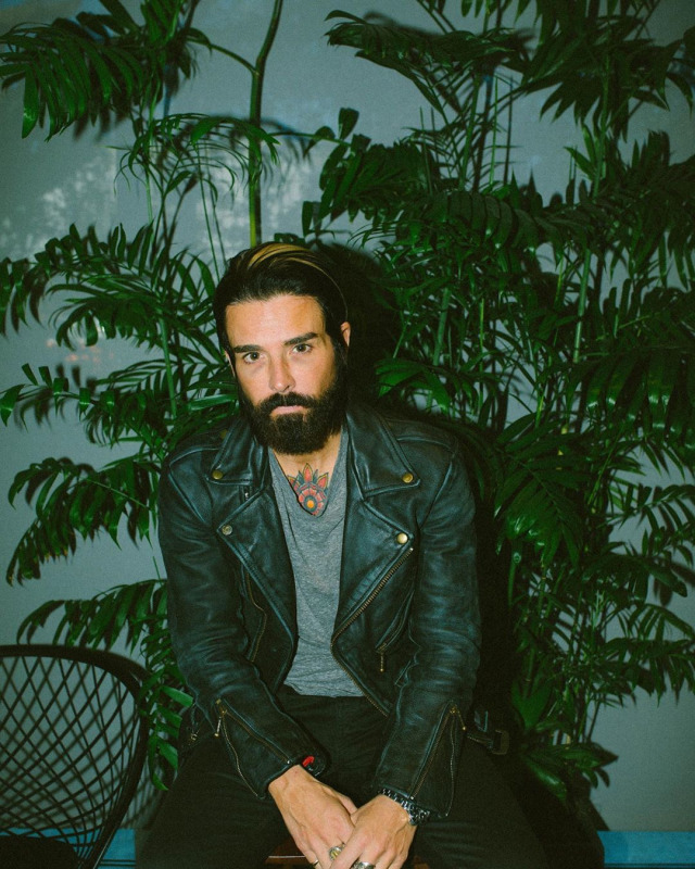 Vokalis Dashboard Confessional, Chris Carrabba Foto: Instagram @chris_carrabba