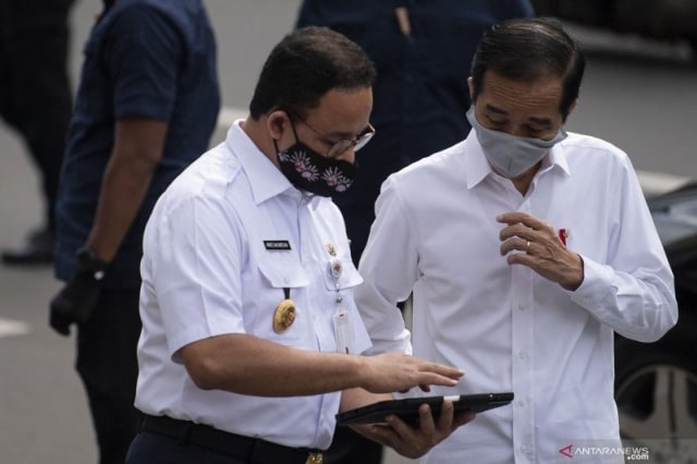 Pemerintah DKI Jakarta menerapkan masa transisi sebelum memasuki normal baru, kondisi kehidupan normal dengan penerapan protokol kesehatan. (Sumber gambar: Antara)