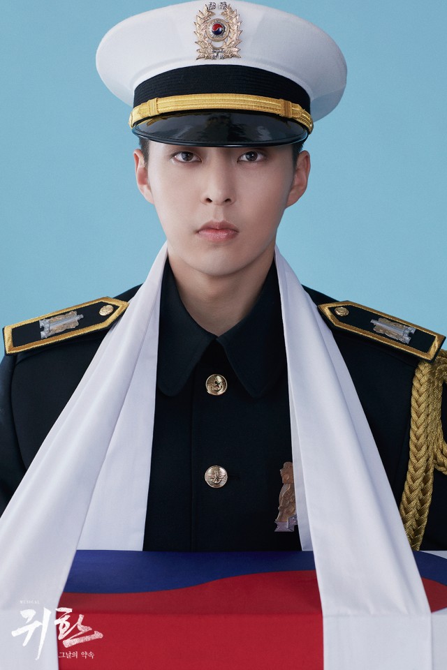 Xiumin EXO dalam drama musikal militer, Return: The Promise of the Day. Foto: Twitter/Insight_Since96