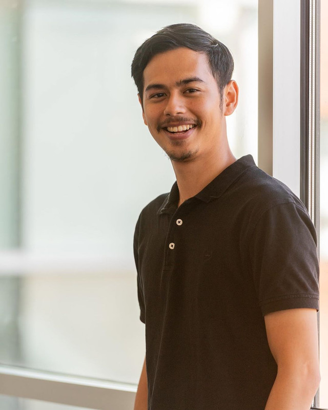 Surya Sahetapy, anak Dewi Yull dan Ray Sehatpy. Foto: Instagram @suryasahetapy.