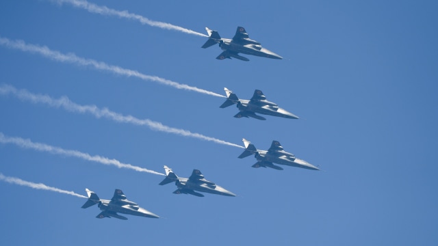 Ilustrasi jet tempur. Foto: PRAKASH SINGH/AFP