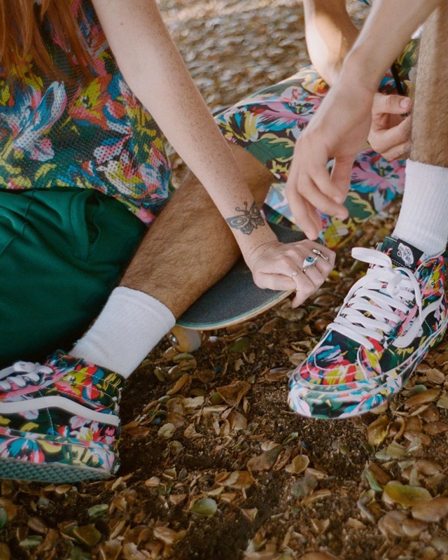 Kolaborasi Kenzo dan Vans dok Instagram @kenzo