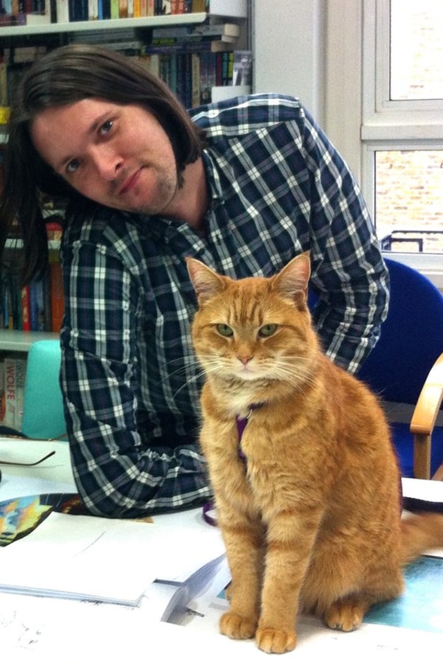 Kisah James Bowen dan kucing bernama Bob. (Foto: Twitter/@streetCatBob) 