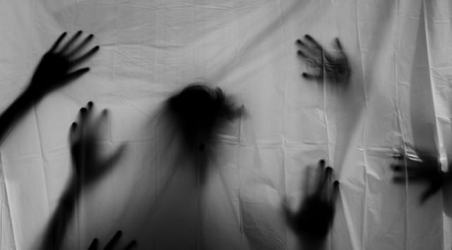 Ilustrasi penampakan hantu di rumah. Foto: Pixabay