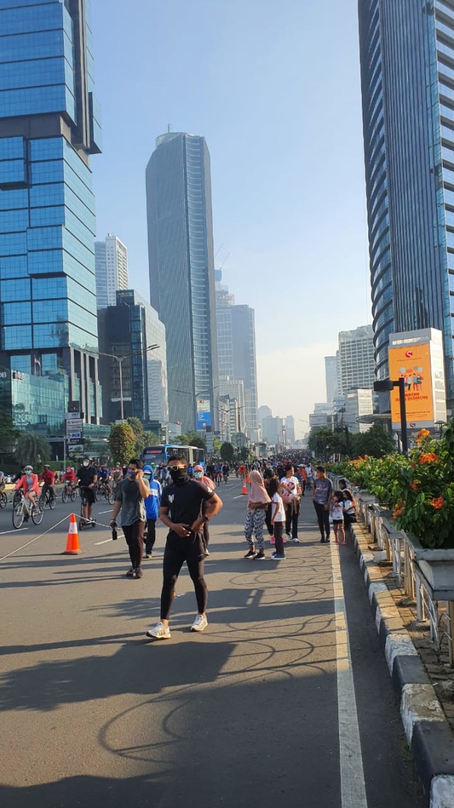 Suasana Car Free Day (CFD) di kawasan Bundaran HI, Minggu (21/6). Foto: Dok. Gege