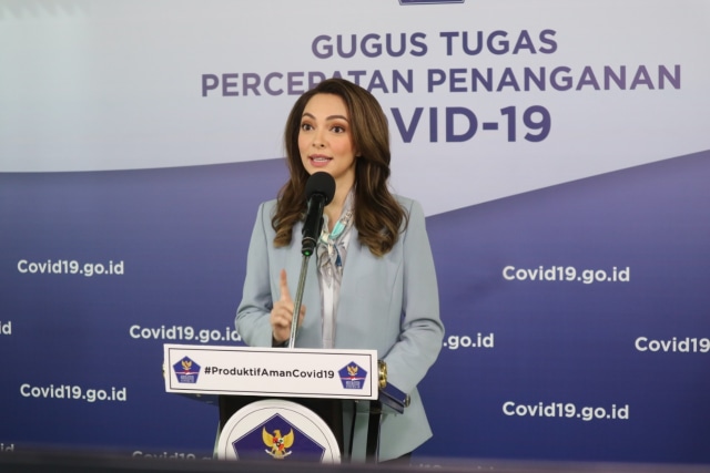 dr.Reisa saat memberikan keterangan pada konferensi pers (Sumber: Gugus Tugas Percepatan Penangangan Covid-19)