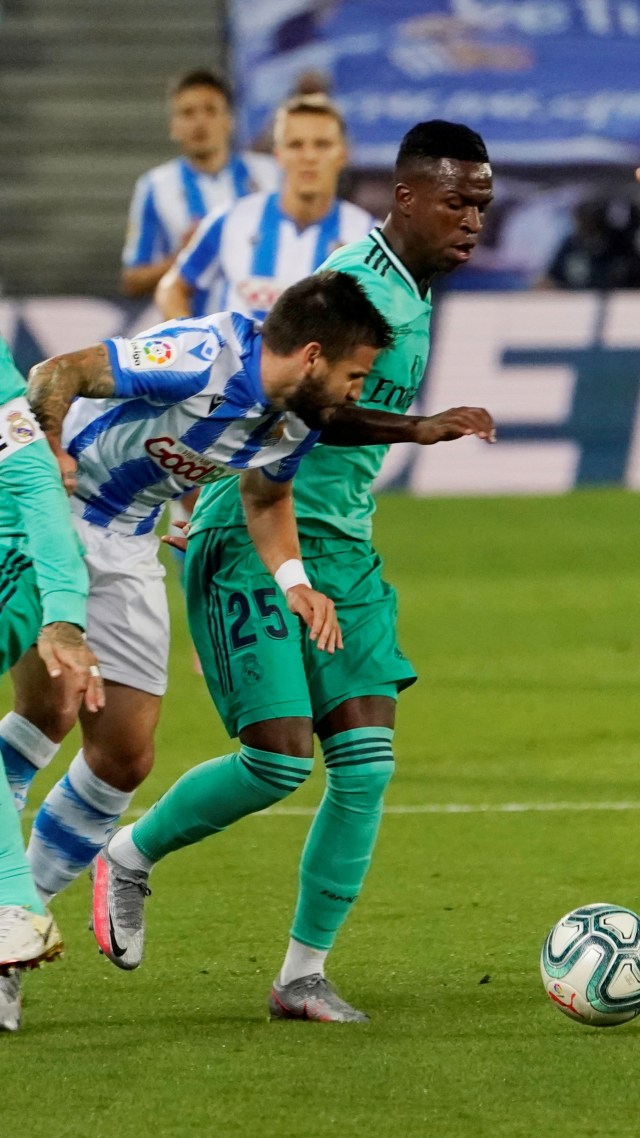 Pertandingan Real Sociedad vs Real Madrid di Reale Arena, San Sebastian, Spanyol, 21 Juni 2020. Foto: Vincent West/REUTERS