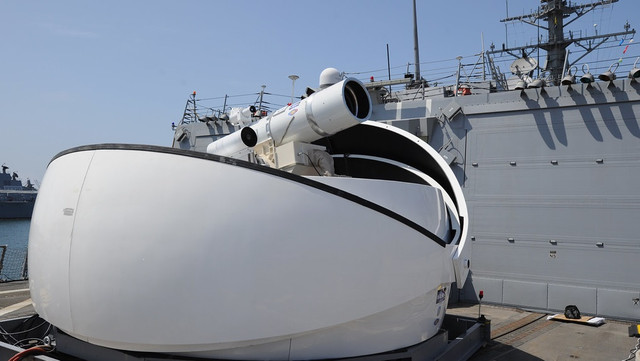 Ilustrasi senjata laser. Foto: flickr/Official U.S. Navy Page