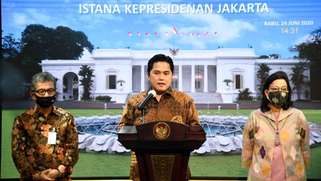 Menteri BUMN Erick Thohir saat mebertikaan pernyataan di Istana Negara, Jakarta, Rabu (24/06). Foto: Kementerian BUMN