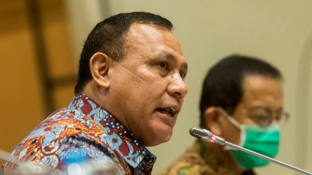 Ketua KPK Firli Bahuri menyampaikan tanggapannya saat mengikuti Rapat Dengar Pendapat dengan Komisi III DPR di komplek Parlemen, Jakarta.  Foto: Muhammad Adimaja/ANTARA FOTO