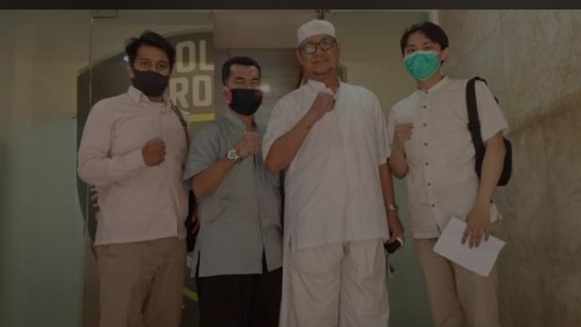 Korlap Aksi Gabungan PA 212, Edy Mulyadi usai diperiksa polisi. Foto: Dok. Pribadi