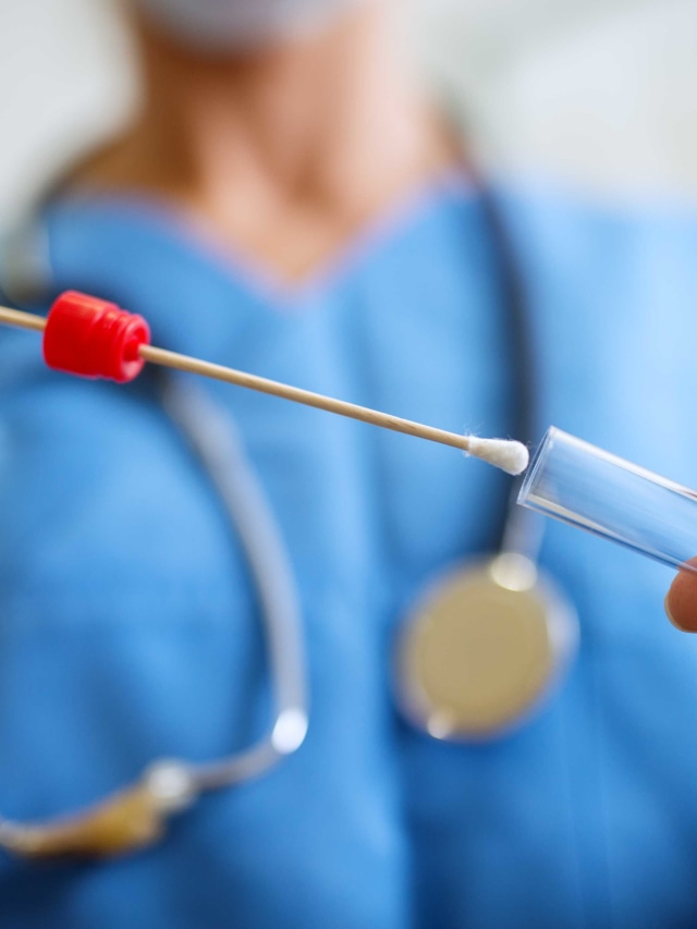 Daftar Tempat Tes Swab Antigen di Jakarta Selatan Foto: Shutter Stock