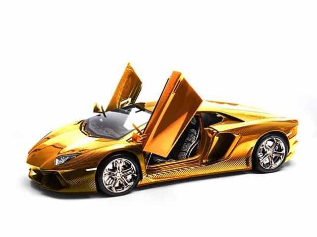 Diecast termahal di dunia, Lamborghini Aventador Gold. Foto: Luxatic.com
