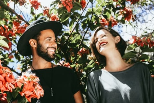 10 Kata Romantis untuk Kekasih dari Lirik Lagu Foto: Unsplash 