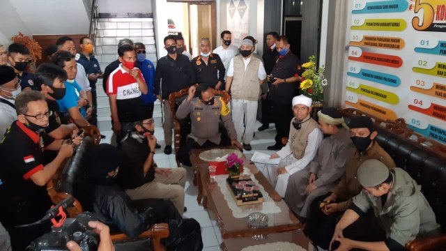 Forum Mujahid Tasik laporkan Denny Siregar. Foto: Dok. Istimewa