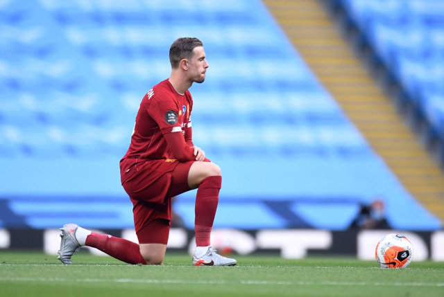 Jordan Henderson, pemain Liverpool. Foto: Peter Powell/Pool via REUTERS