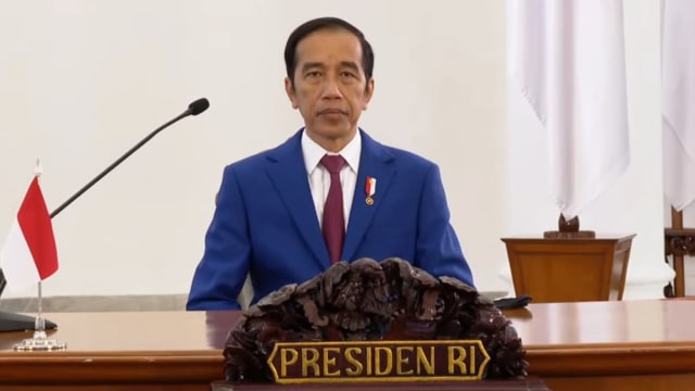 Presiden Joko Widodo pada pembukaan konferensi virtual Forum Rektor Indonesia di Istana Bogor. Foto: Dok. Youtube Sekretariat Presiden RI