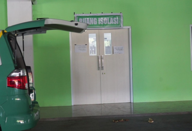 Ruang isolasi pasein COVID-19 di RSUD, Klungkung, Bali - KR7