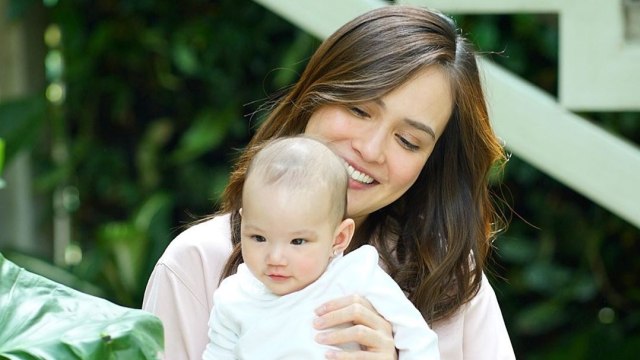 Shandy Aulia dan anaknya, Claire. Foto: Instagram/@shandyaulia
