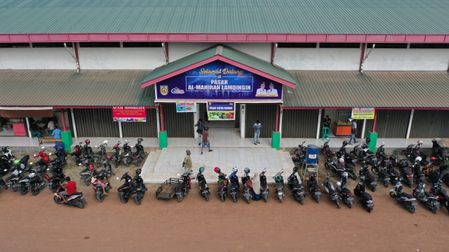 Pasar Al-Mahirah Lamdingin di Kota Banda Aceh yang diresmikan hari ini, Selasa (7/7). Foto: Abdul Hadi/acehkini