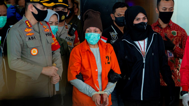 Maria Pauline Lumowa saat tiba di Bandara Soekarno-Hatta, Tangerang, 9 Juli 2020. Foto: Aditya Pradana Putra/ANTARA