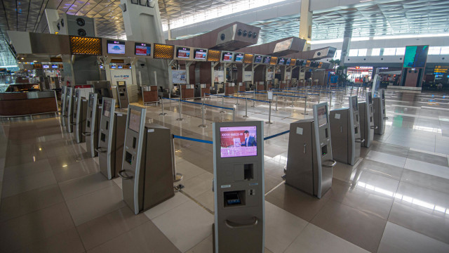 Suasana Terminal 3 Bandara Internasional Soekarno-Hatta terpantau sepi penumpang di Tangerang, Banten, Kamis (9/7/2020). Foto: ADITYA PRADANA PUTRA/ANTARA FOTO