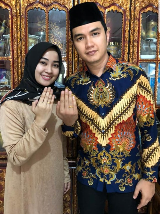 Aldi Taher resmi melamar sang kekasih Salsabillih. Foto: Dok. Pribadi