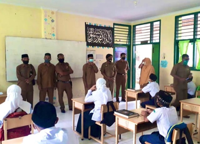 Salah satu SMP di Sabang mulai belajar tatap muka. Foto: Humas Sabang 