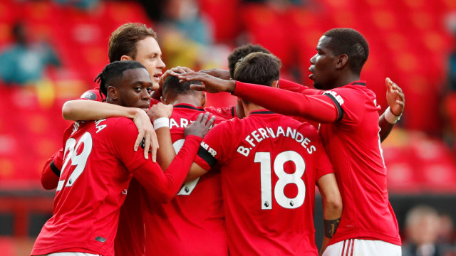 Pemain Manchester United berselebrasi pada liga Premier Manchester United vs Southampton di Stadion Old Trafford, Manchester, Inggris. Foto: Pool via REUTERS/Dave Thompson