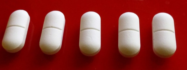 Ibuprofen 400. Dok: Wikimedia